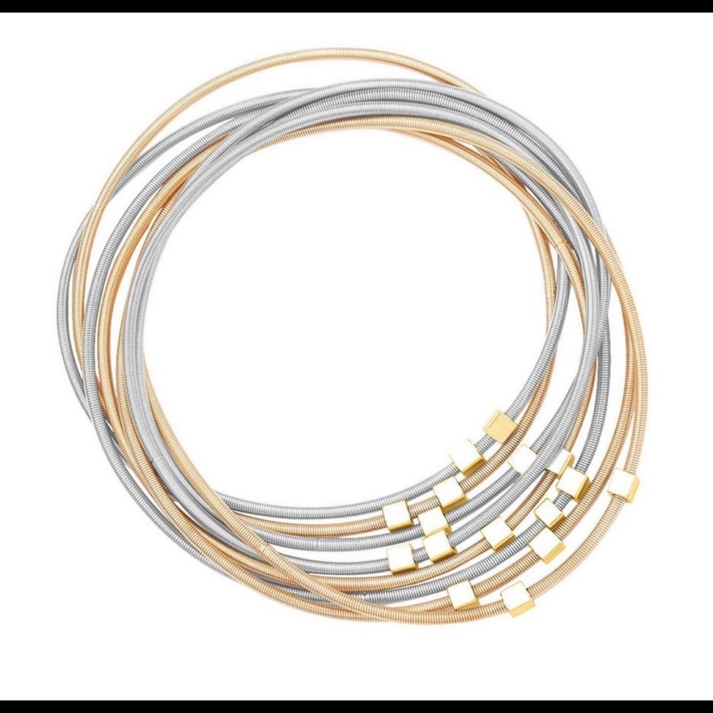 Stretchy guitar string bracelets